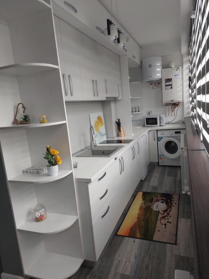 Studio ทูลเซีย ภายนอก รูปภาพ