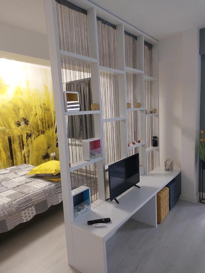 Studio ทูลเซีย ภายนอก รูปภาพ